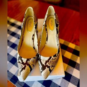 Alfani Snakeskin Pumps